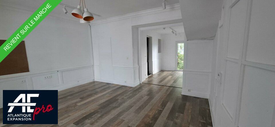 Vente local commercial 80.79 m² non divisibles