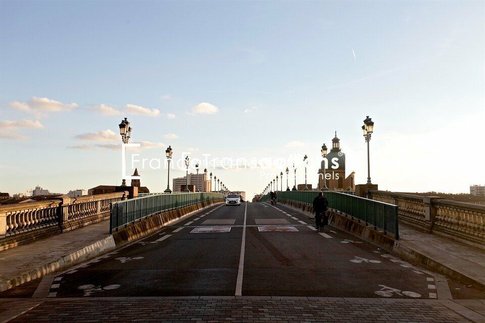  A CEDER LOCAL DE 71 M² QUARTIER ESQUIROL TOULOUSE