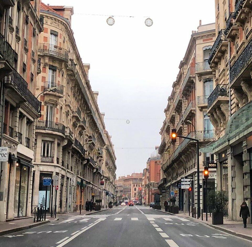 A céder local commercial de 198m² Toulouse (31000)