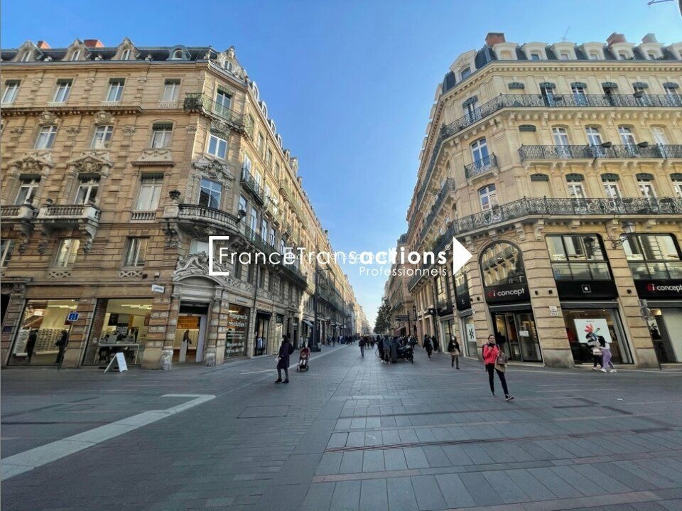 Location local commercial 85 m² non divisibles