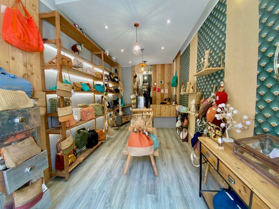 Location local commercial 30 m² non divisibles