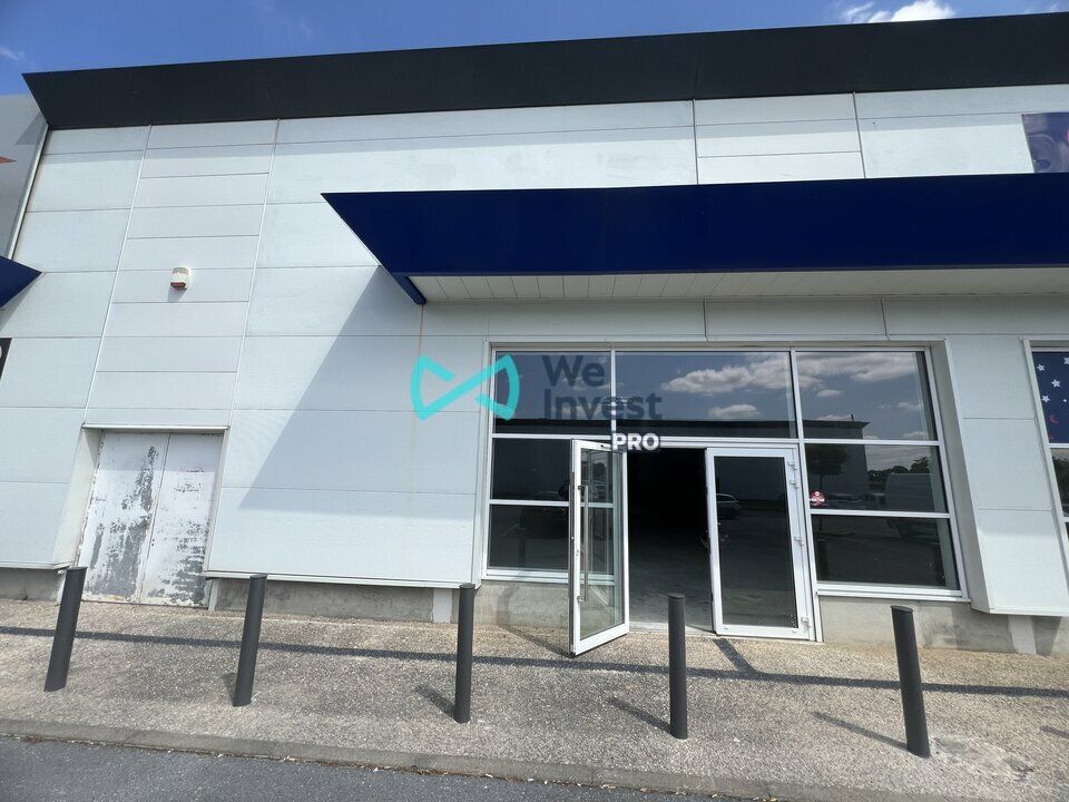 Location local commercial 400 m² non divisibles