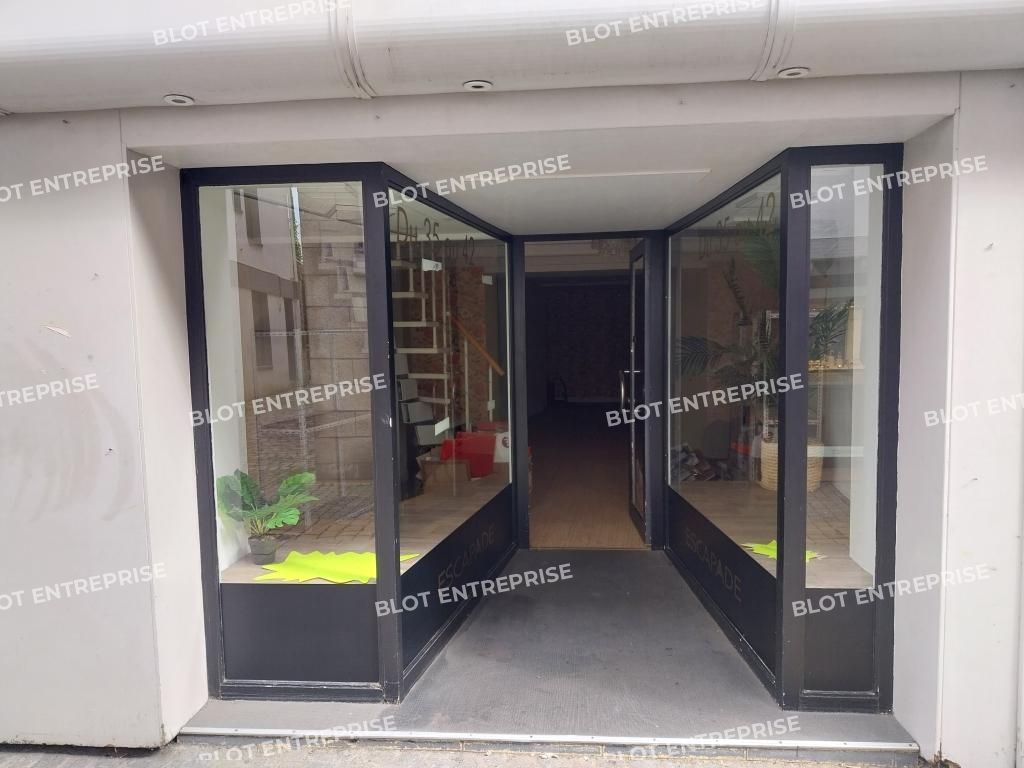 Location local commercial 77 m² non divisibles