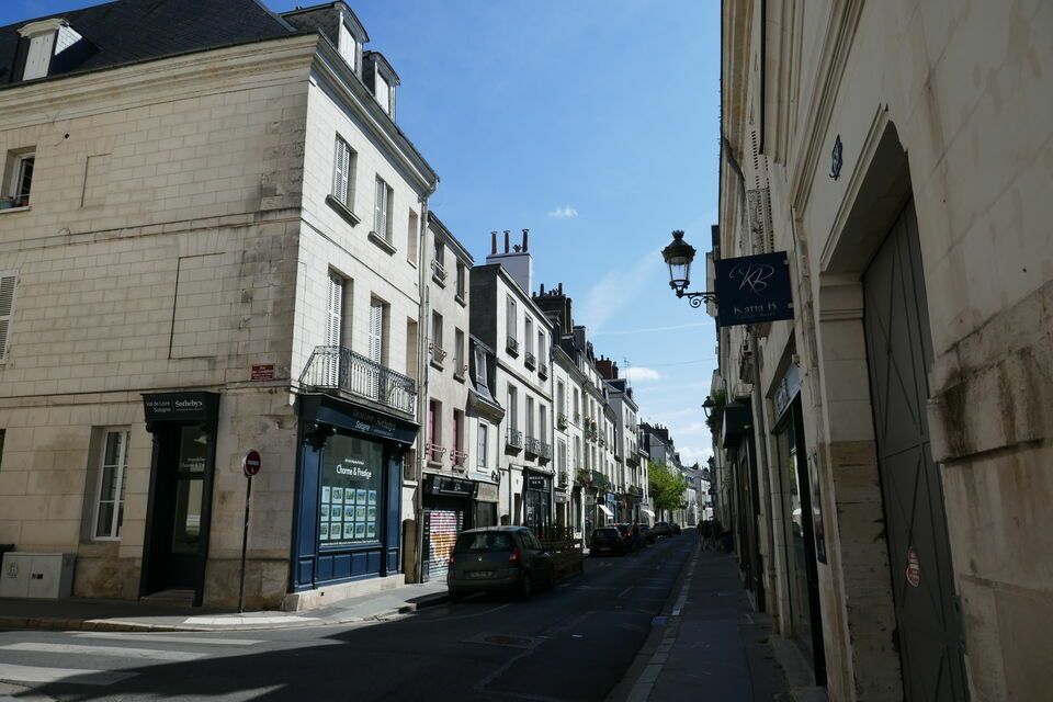 TOURS CENTRE COMMERCE A CEDER 30 M² PROXIMITE THEATRE