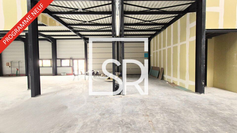 NEUF - LOCATION LOCAL D'ACTIVITÉ / ENTREPOT / BUREAUX 1 700 M2 DIVISIBLES - ZI LE BREZET - 63000 CLERMONT-FERRAND