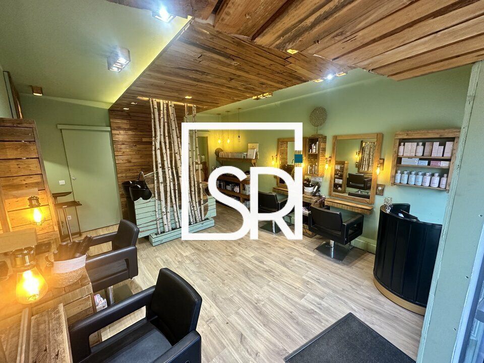 Location local commercial 33.05 m² non divisibles