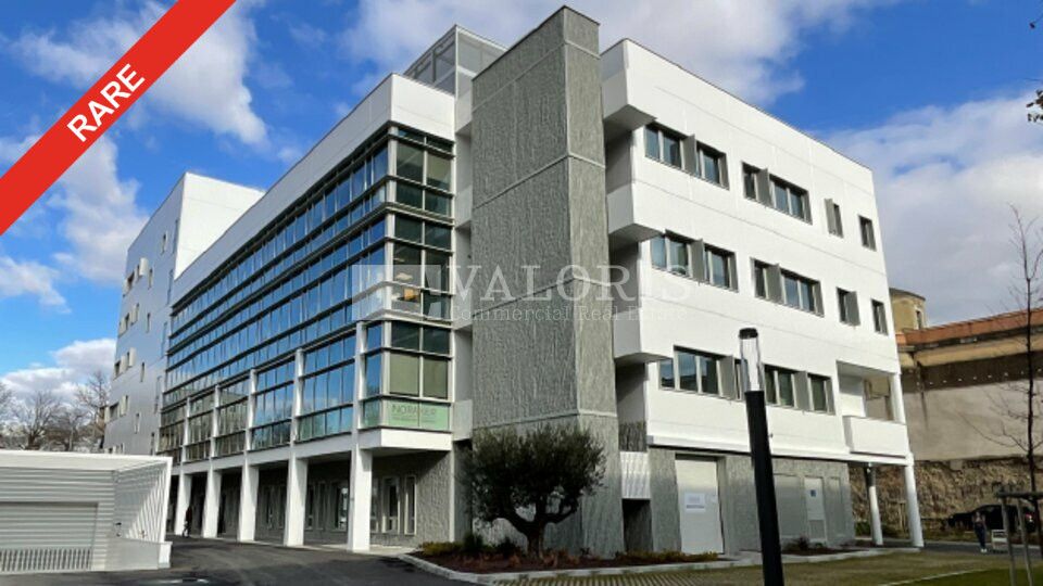 Location bureaux 1222.31 m² divisibles à partir de 595 m²