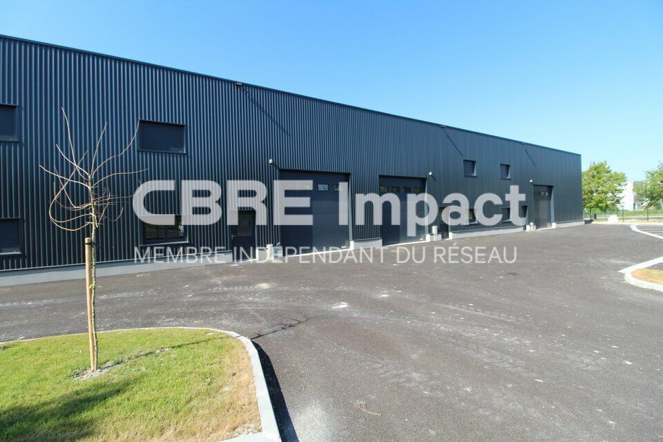 Location local d''activites 277 m² non divisibles