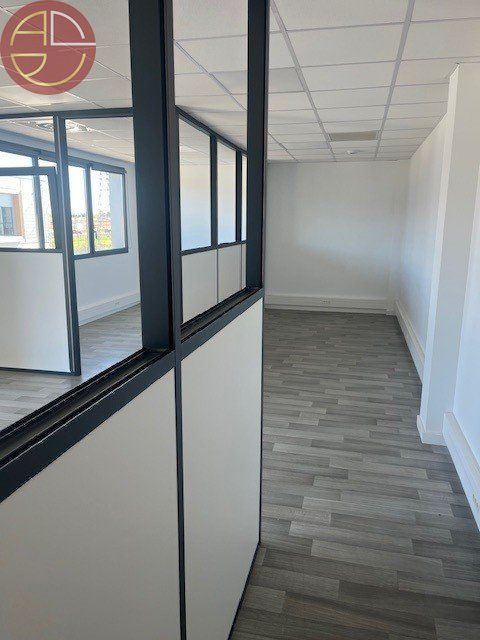 Location local 296 m² à TOULOUSE