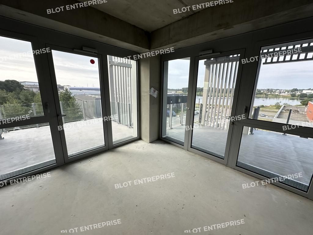 Location bureaux 145 m² non divisibles