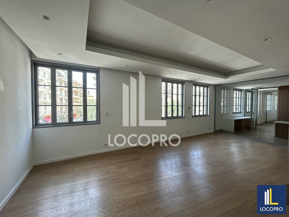 A LOUER - BUREAUX 348 M2 - NICE RUE DE FRANCE
