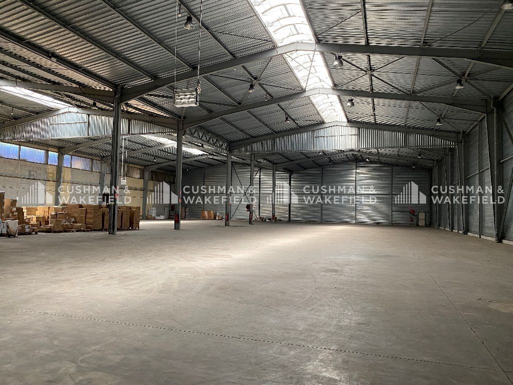 Location entrepôt 5528 m² divisibles à partir de 0 m²