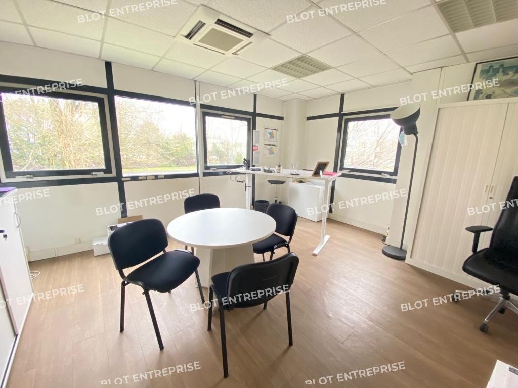 Location bureaux 749 m² non divisibles