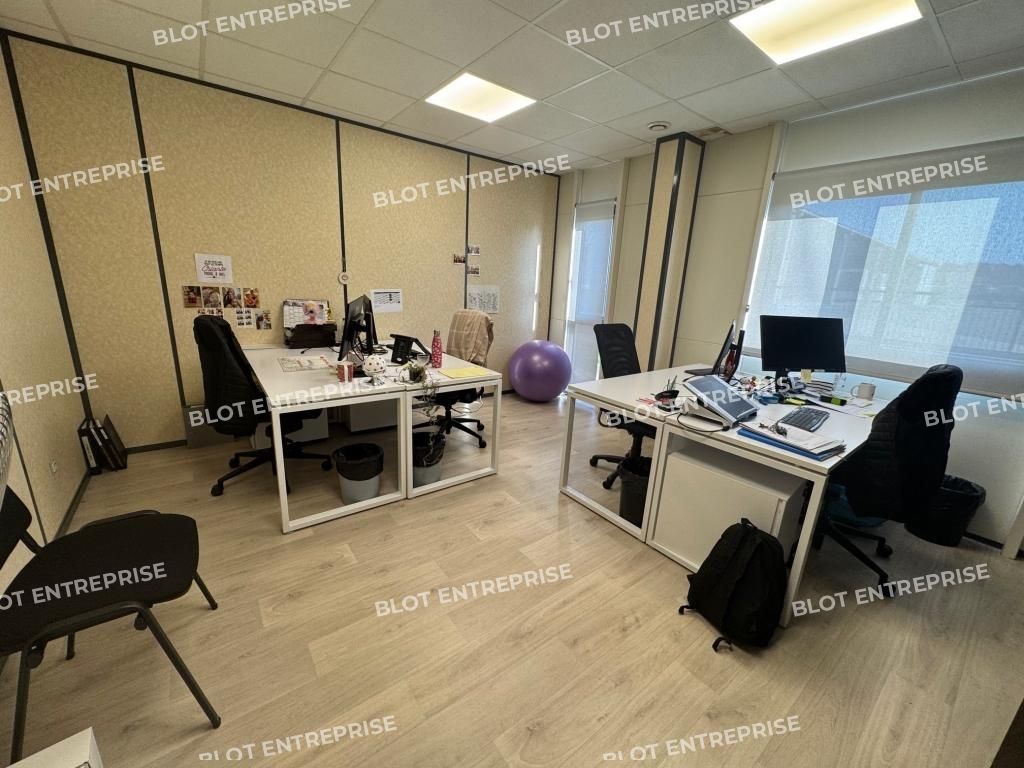 Location bureaux 520 m² non divisibles