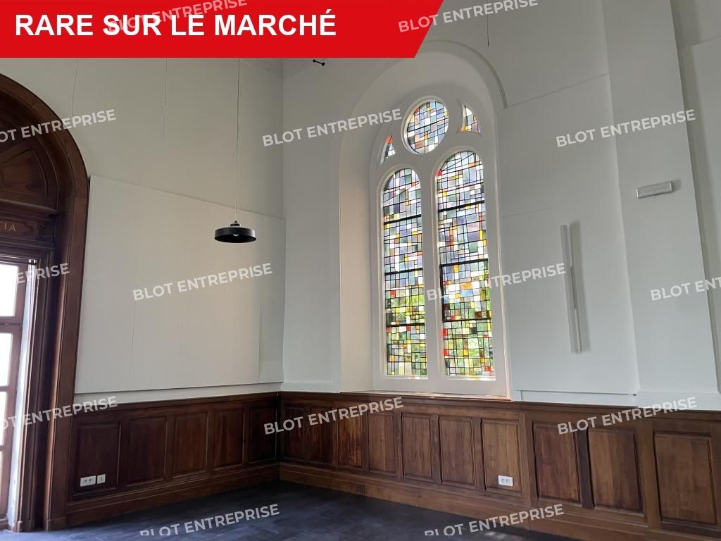 Vente bureaux 140 m² non divisibles