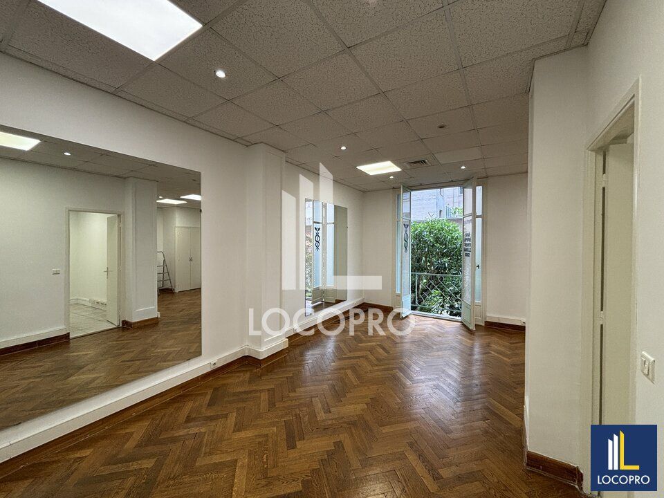 Location bureaux 80.04 m² non divisibles