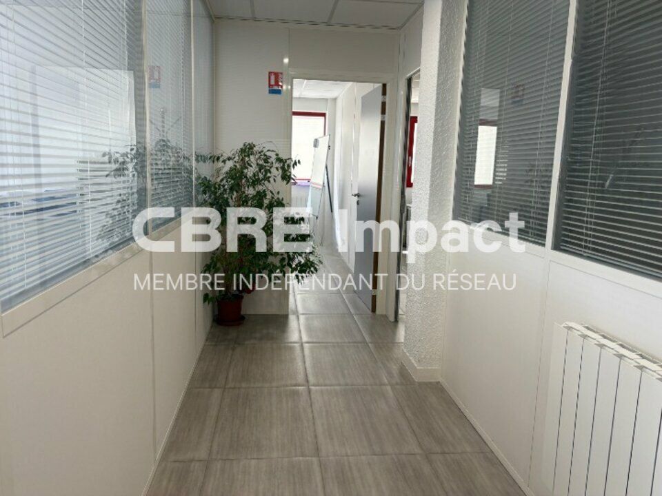 Location bureaux 149 m² non divisibles
