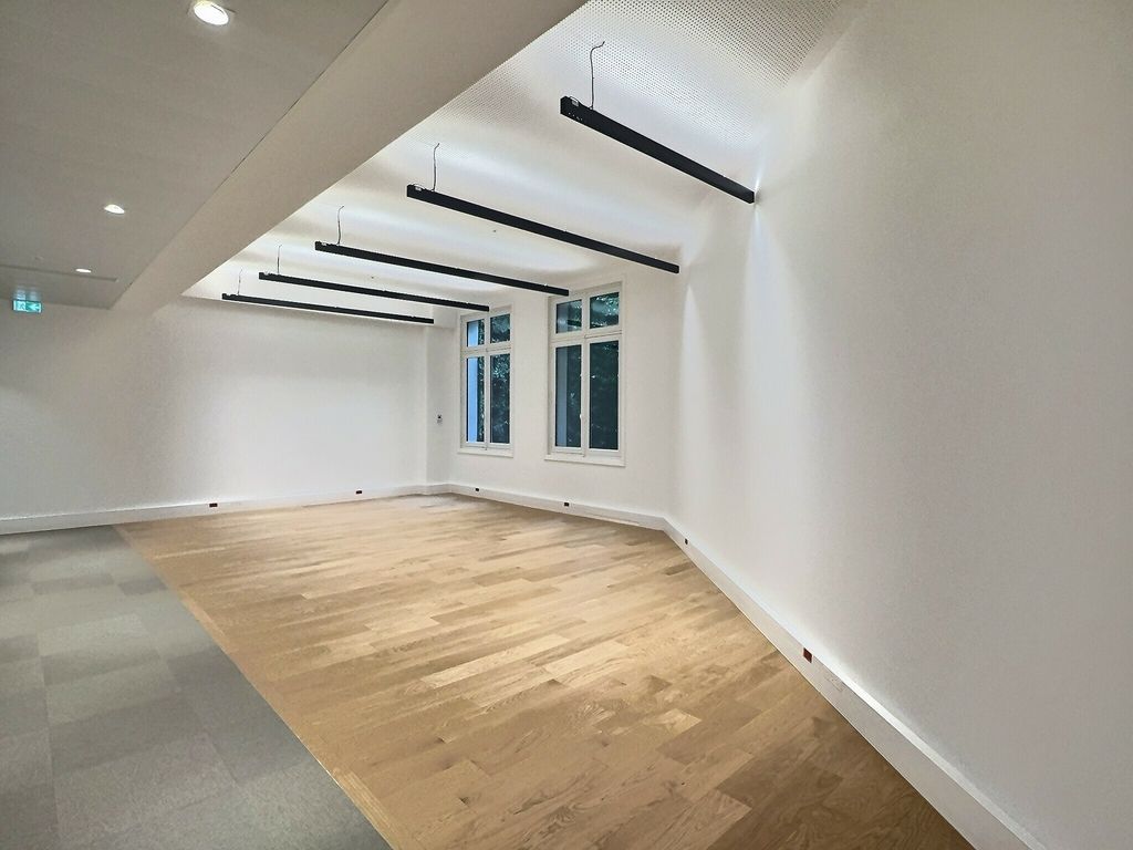 Location bureaux 286 m² divisibles à partir de 79 m²