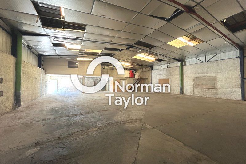 Location local d''activites 335 m² non divisibles