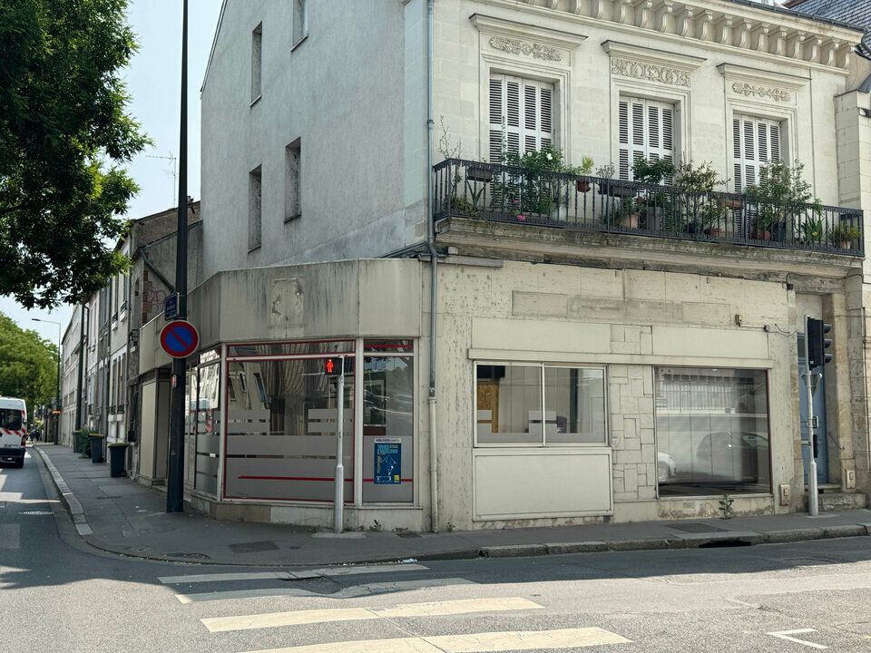 Location bureaux 90.2 m² non divisibles