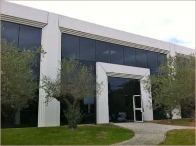 Location Bureaux récents 1396 m² divisibles à partir de 167 m²