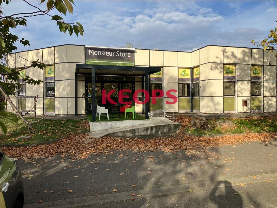 Location Bureaux 183 m² non divisibles