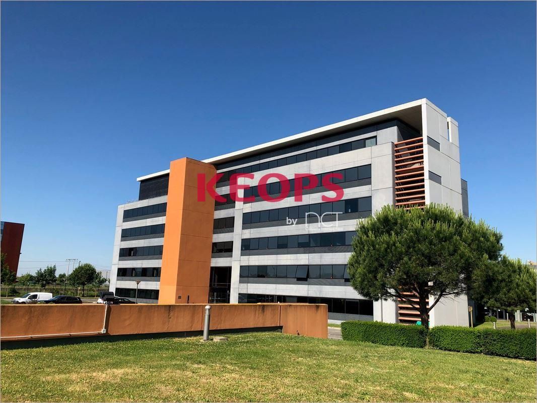 Location Bureaux récents 1092 m² divisibles à partir de 448 m²
