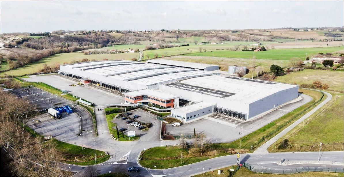 Location Entrepôt / Stockage 9423 m² divisibles à partir de 3092 m²