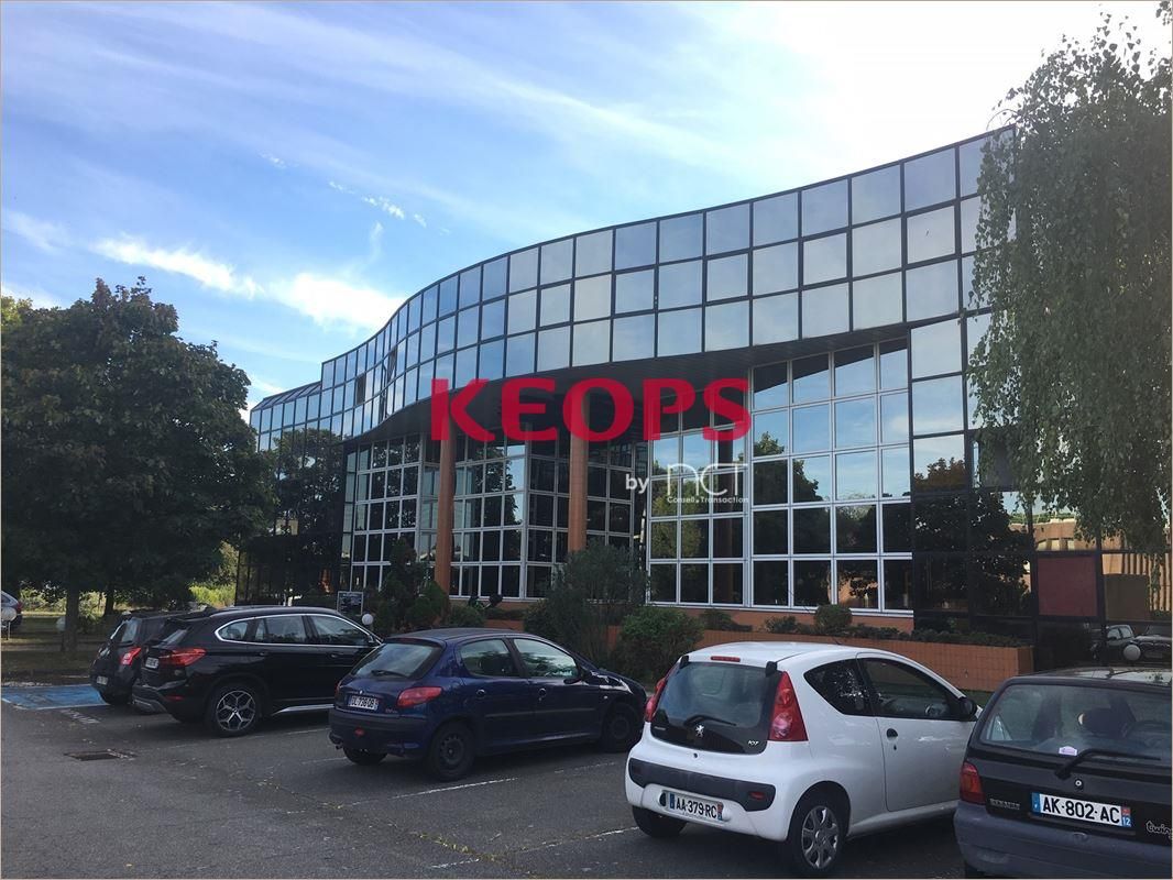 Location Bureaux récents 88 m² non divisibles