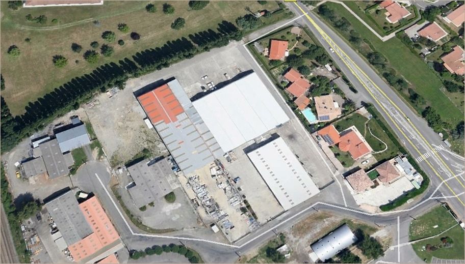 Location Locaux d'activité 660 m² divisibles à partir de 220 m²