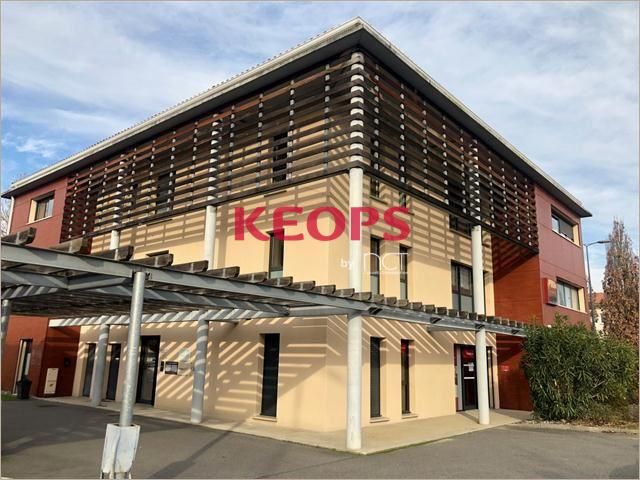 Location Bureaux récents 150 m² non divisibles