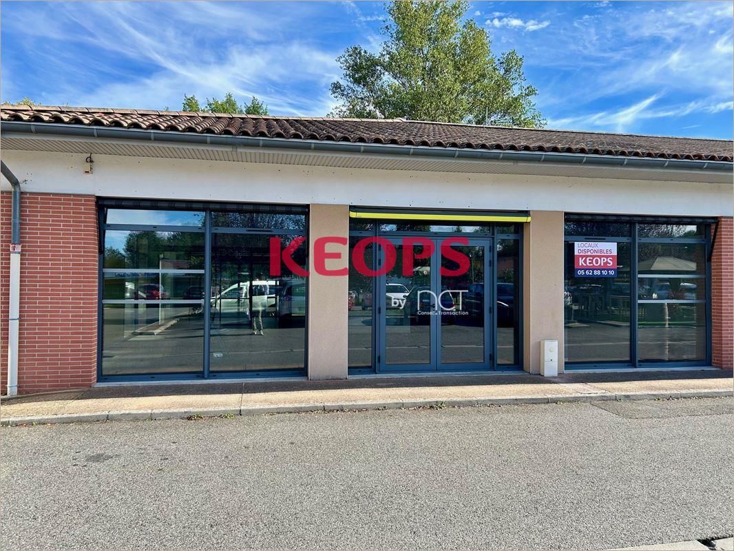 Location Commerce/boutique 204 m² non divisibles