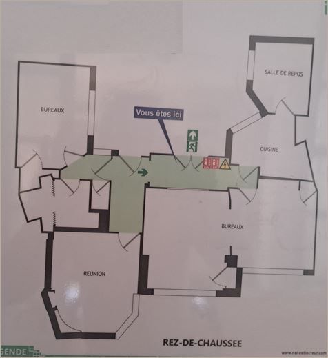Location Bureaux récents 130 m² non divisibles