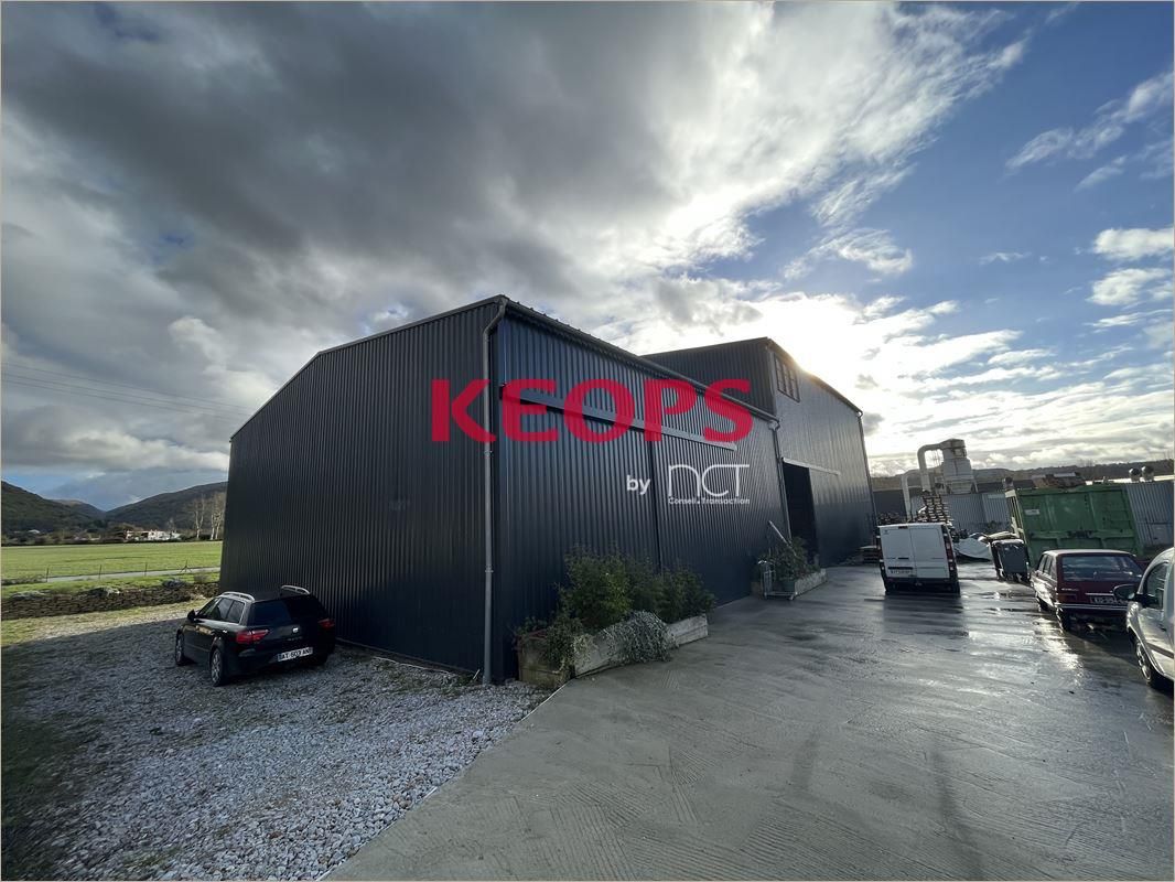 Vente Locaux d'activité High-Tech labo. 940 m² non divisibles