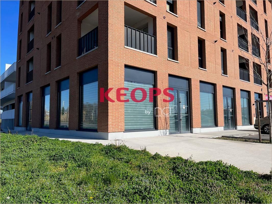 Vente Commerce/boutique 212 m² non divisibles