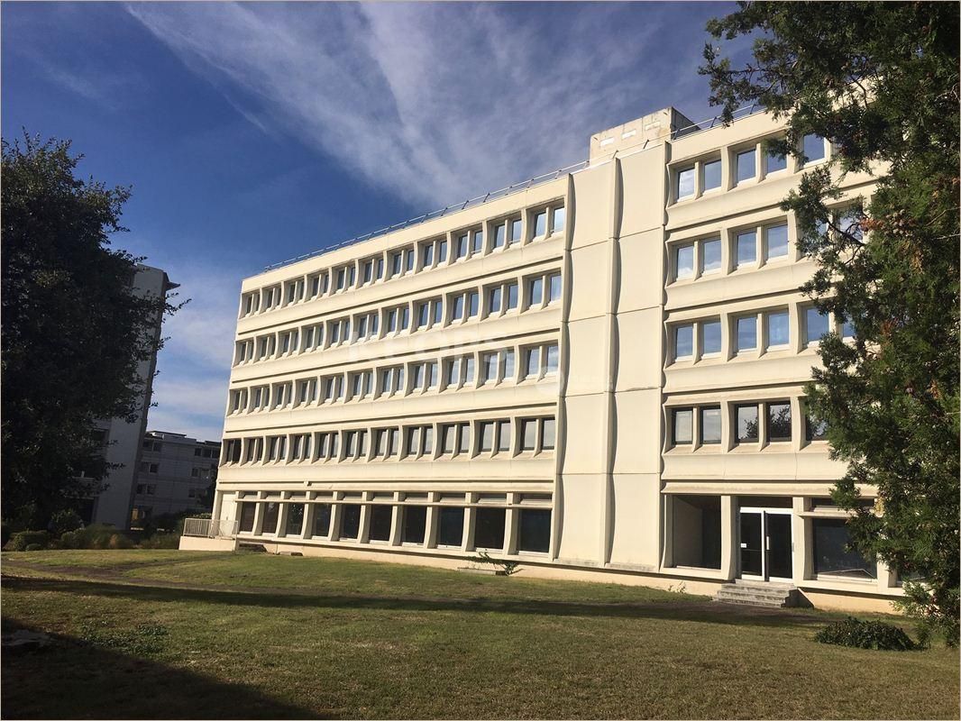 Vente Bureaux 264 m² non divisibles