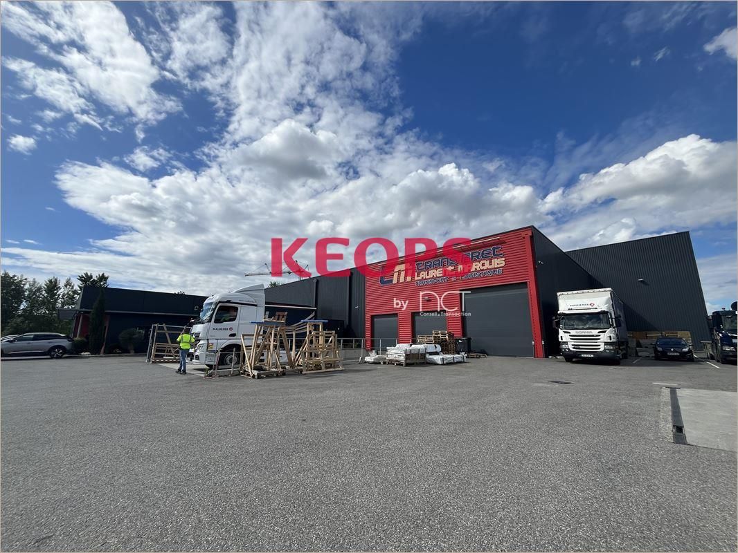 Location Locaux d'activité 2727 m² non divisibles