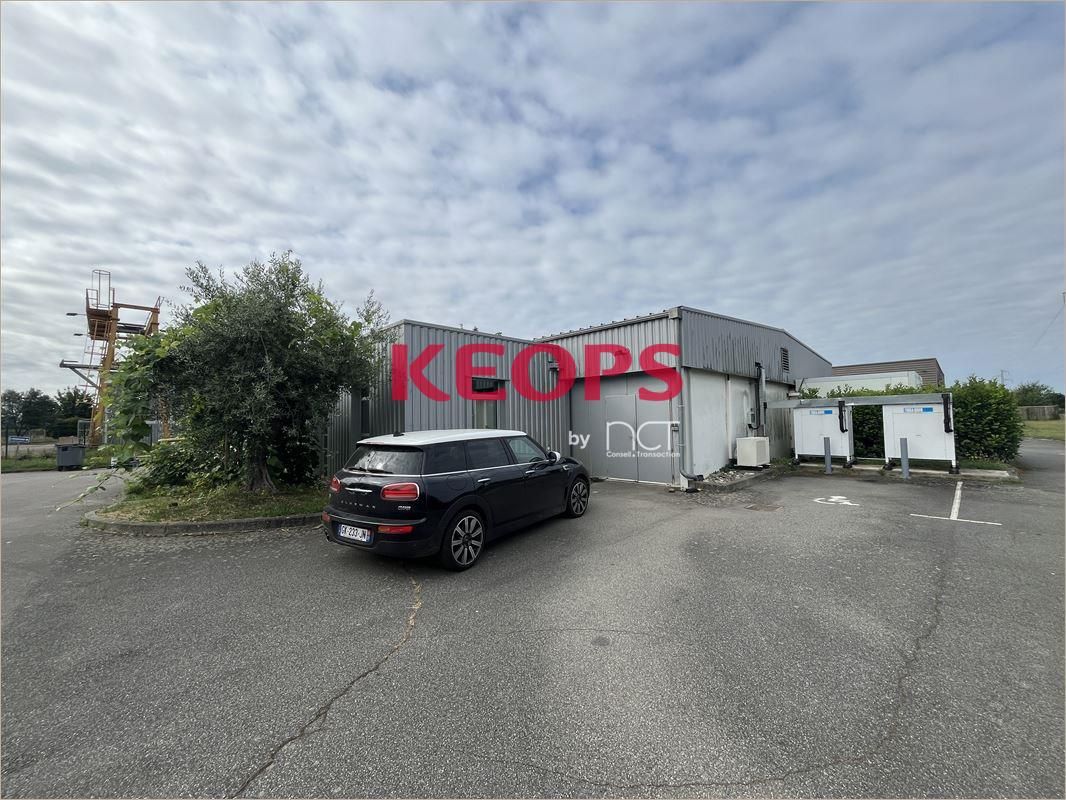 Vente Locaux d'activité 370 m² non divisibles
