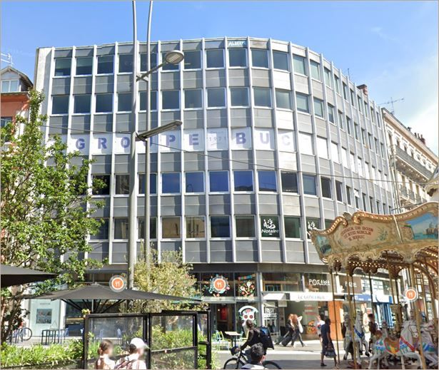 Location Bureaux récents 129 m² divisibles à partir de 29 m²