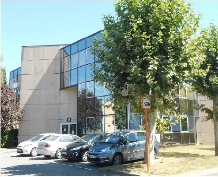 Location Bureaux récents 256 m² divisibles à partir de 55 m²