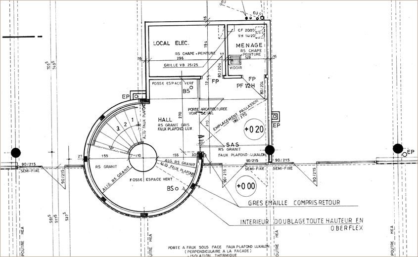 Location Bureaux récents 200 m² non divisibles