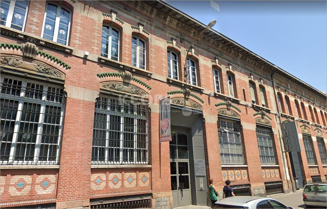 Location Bureaux récents 248 m² non divisibles