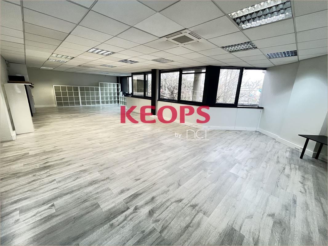 Vente Bureaux récents 110 m² non divisibles