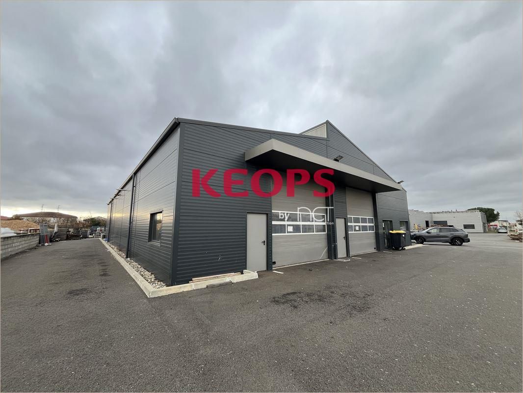 Location Locaux d'activité 617 m² non divisibles