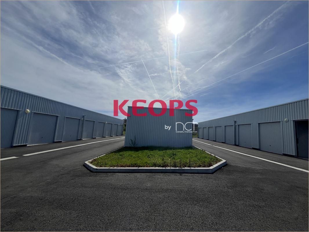 Vente Locaux d'activité 590 m² non divisibles