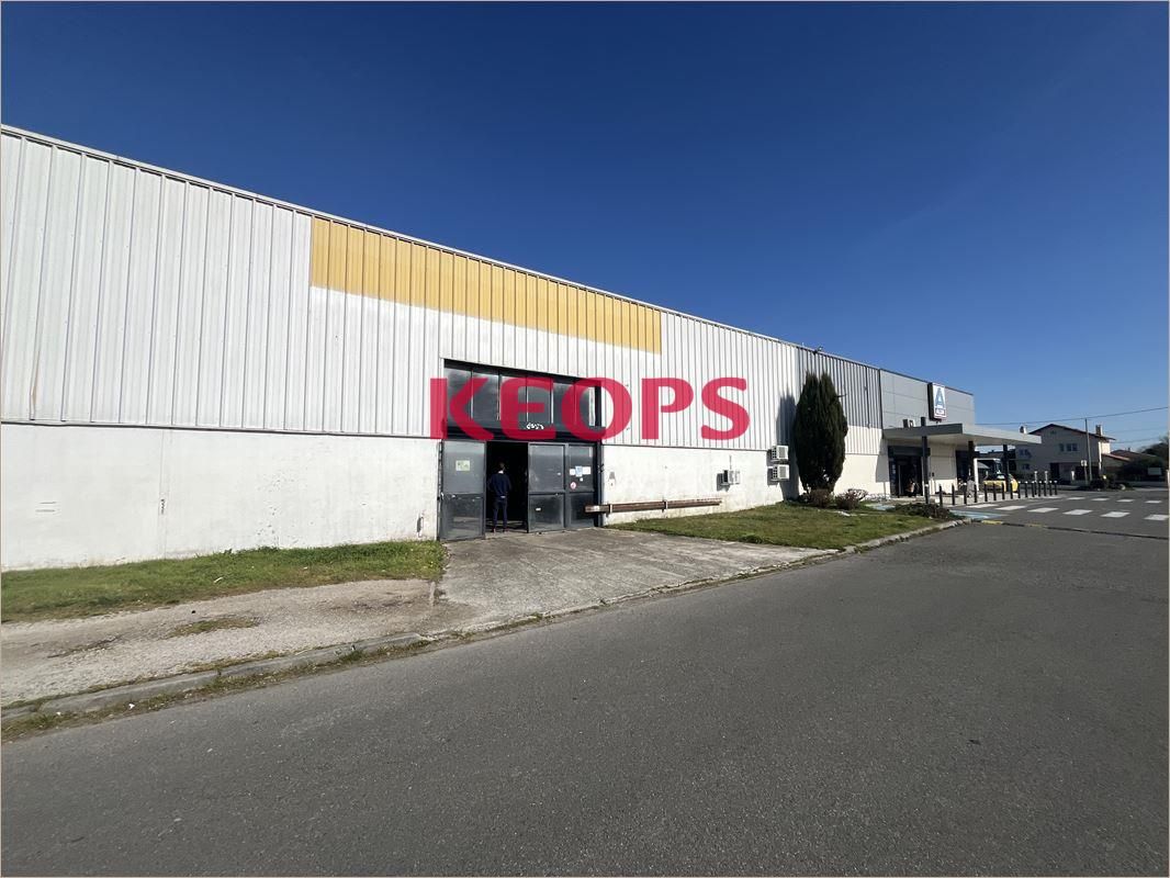 Location Locaux d'activité 348 m² non divisibles