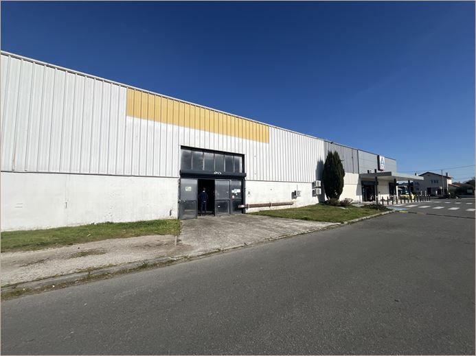 Location Locaux d'activité 348 m² non divisibles