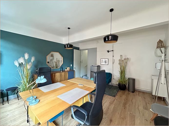 Location Bureaux haussmanniens 25 m² non divisibles