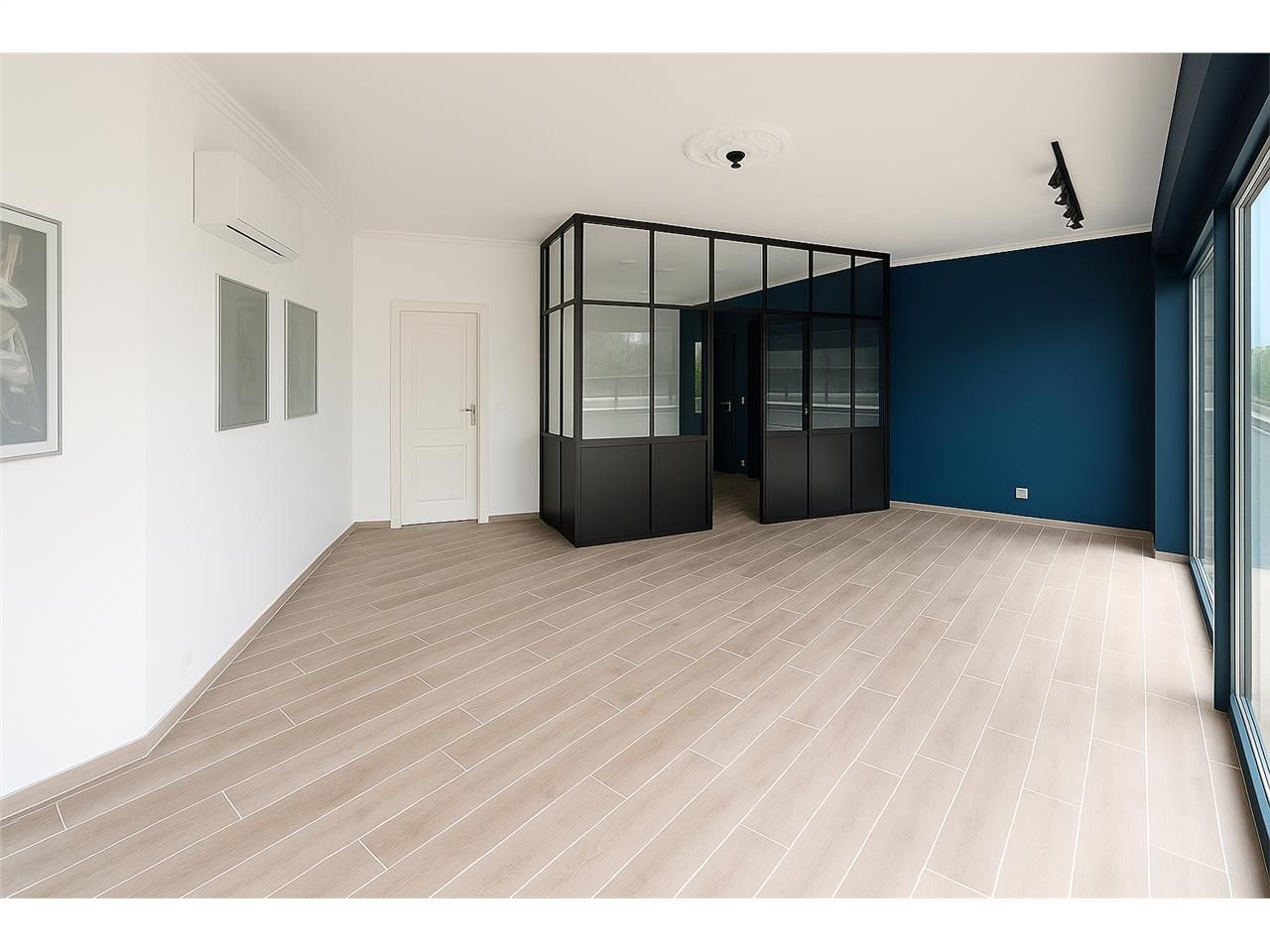 Vente bureaux 58.00 m² à BORDEAUX