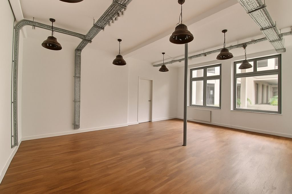 Location bureaux 120 m² non divisibles